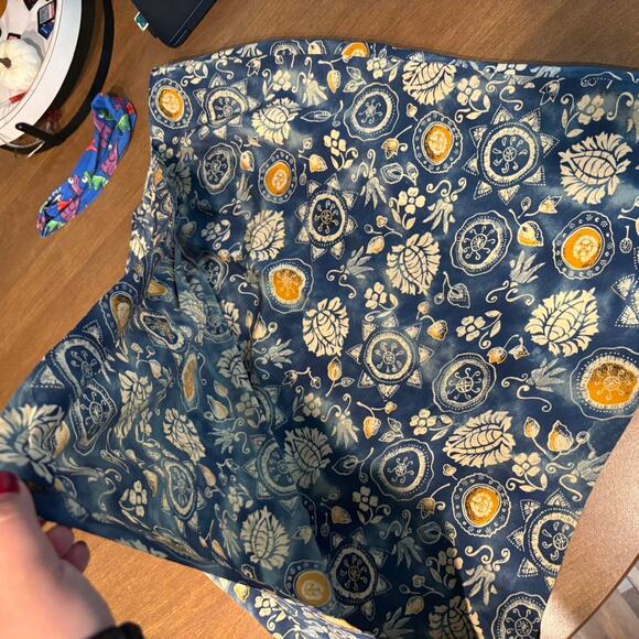 Blue and yellow floral skirt| Bloomingdales plus size |Midi - Picture 5 of 6